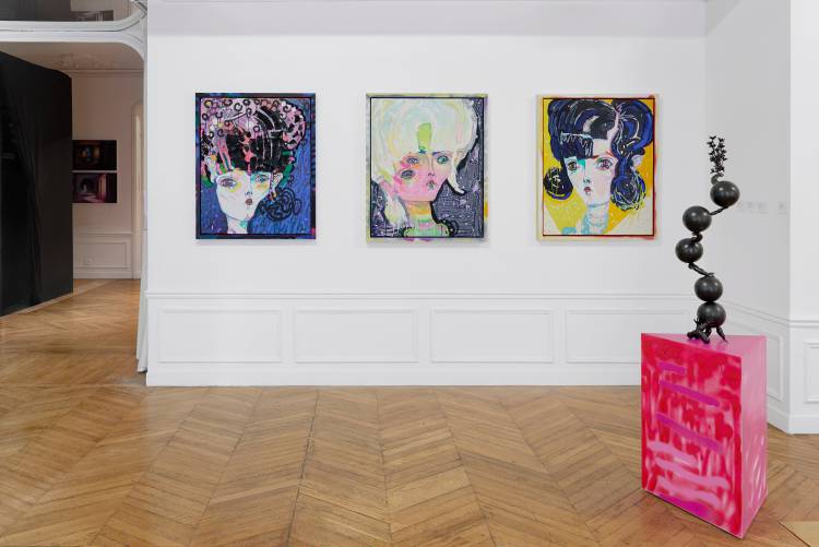 Del Kathryn Barton, Asia Now Paris 2018, Arndt Art Agency, Installation view 3