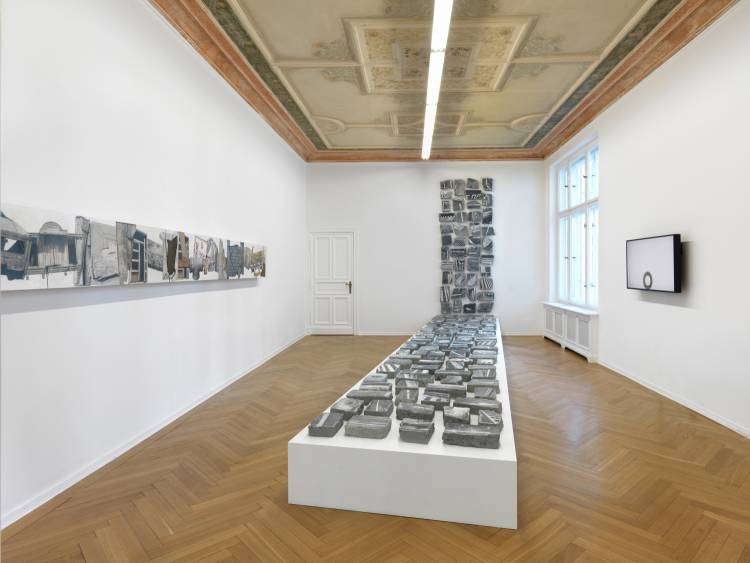 Jose Santos III, Distance between two points, Arndt Art Agency, Berlin, Installation view 1