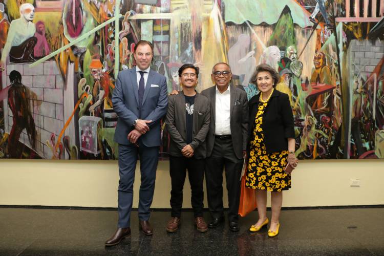 Rodel Tapaya, Urban Labyrinth, Ayala Museum, Opening Reception 28.JPG